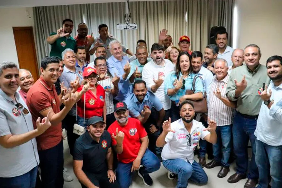 Prefeitos e lideranças do Extremo Sul reafirmam apoio a Jerônimo