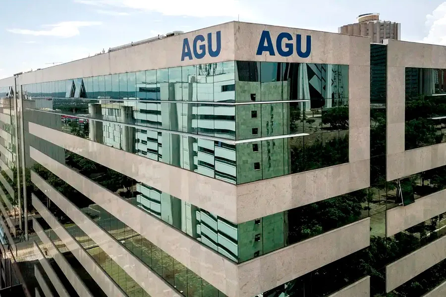 AGU pede suspensão imediata do afastamento de diretor-geral da PF