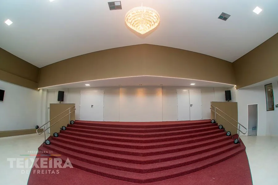Teatro Escola Antônio Chicon Sobrinho abre as portas com noite de música, dança e teatro em Teixeira de Freitas Teatro Escola Antônio Chicon Sobrinho abre as portas com noite de música, dança e teatro em Teixeira de Freitas