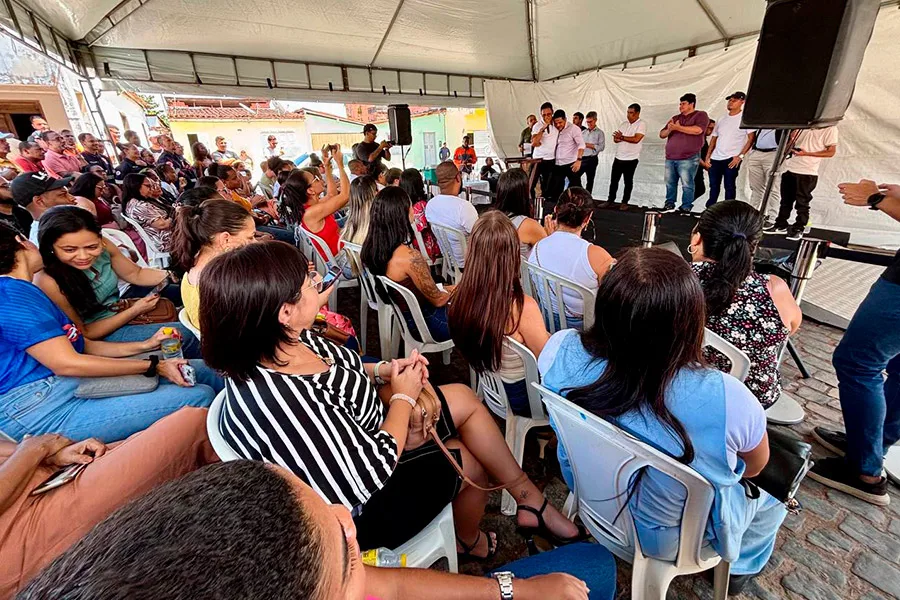 Estado da Bahia promove ações de infraestrutura, inclusão digital, trânsito e proteção às mulheres e crianças, em diversos municípios