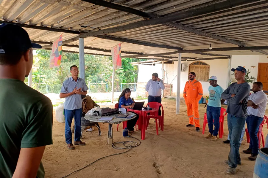Comunidade Ribeiro Grande recebe plaina agrícola doada pela Suzano