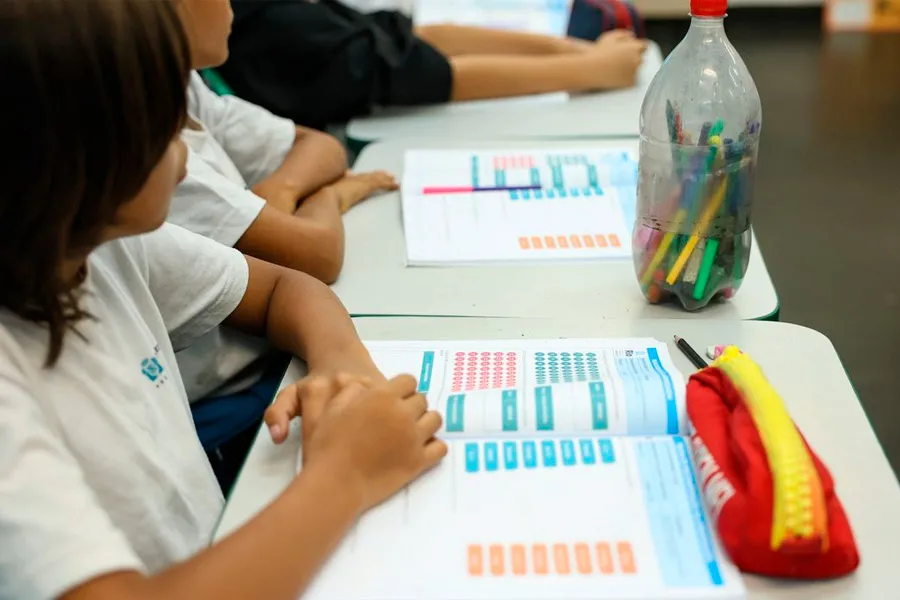 Programa de bolsas vai incentivar formação para a educação básica