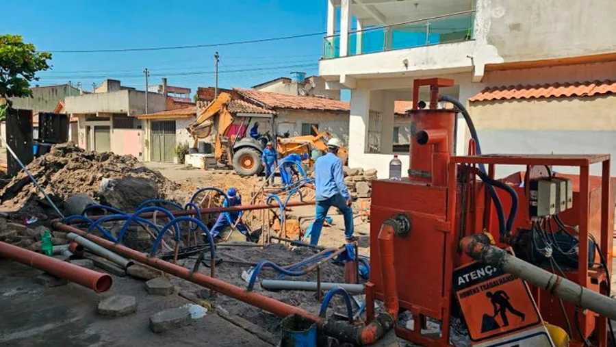 Obra de esgotamento sanitário do bairro Ettori Gazzinelli supera 100 dias e mantém cronograma acelerado para beneficiar 190 famílias em Mucuri Obra de esgotamento sanitário do bairro Ettori Gazzinelli supera 100 dias e mantém cronograma acelerado para beneficiar 190 famílias em Mucuri