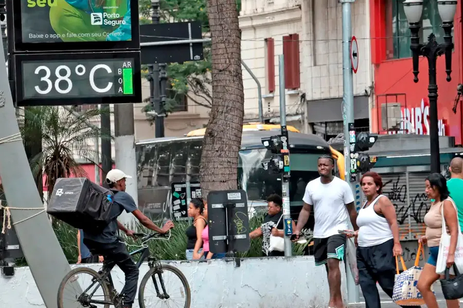 Inmet faz alerta para onda de calor em oito estados do país