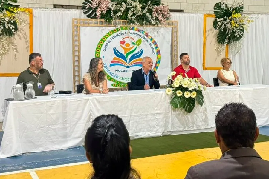 Secretaria de Educação inicia Curso de Formação para Profissionais de Apoio Escolar em Mucuri