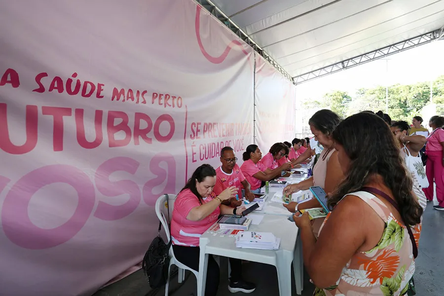 Estado da Bahia reforça prevenção ao câncer de mama com 40 mil mamografias em Salvador