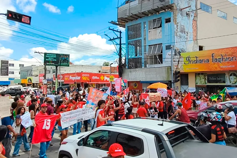 Ato por Lula em Teixeira supera expectativas e destaca protagonismo da juventude