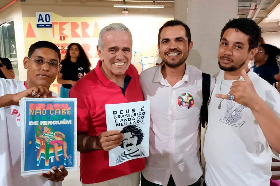 UFSB vira palco de resistência estudantil durante o encontro da Assembleia da Democracia