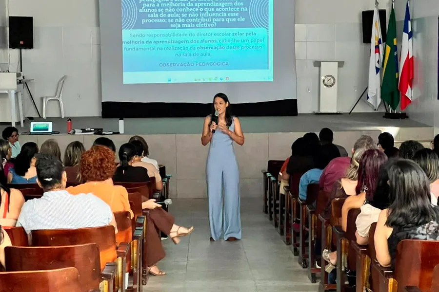 Formação continuada aproxima gestão e aprendizagem na rede municipal Formação continuada aproxima gestão e aprendizagem na rede municipal