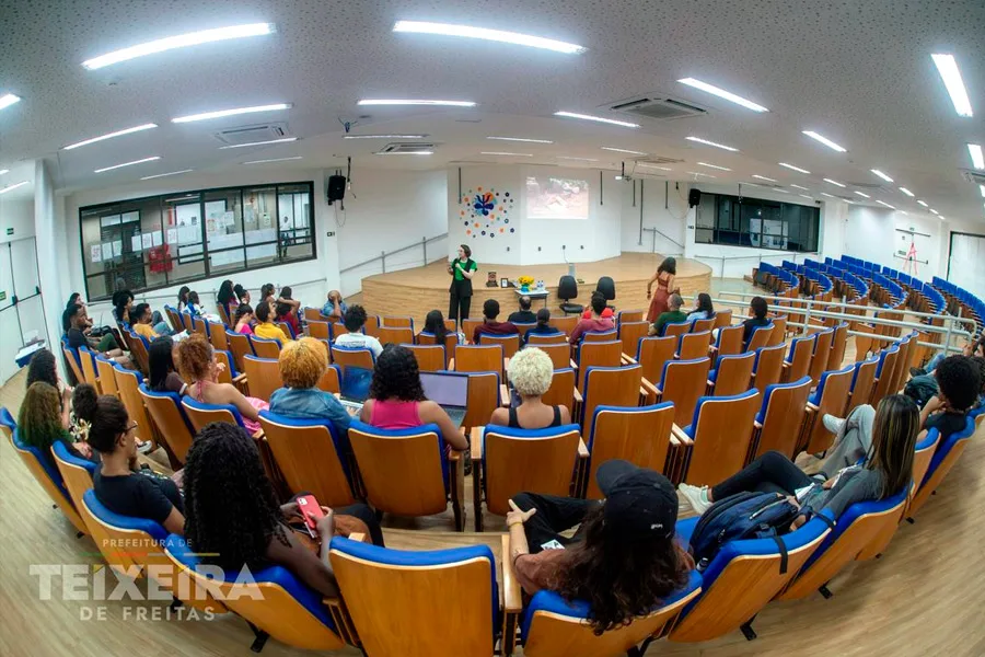 IHAC do Campus Paulo Freire promove encontro formativo em parceria com a Prefeitura