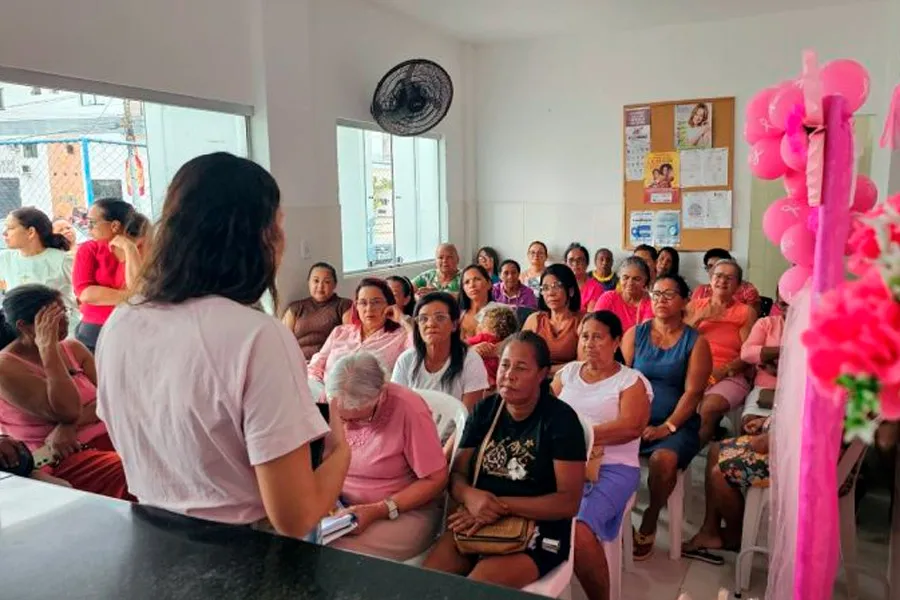 Mulheres de Itabatã protagonizam ação do “Outubro Rosa” em defesa da saúde, da prevenção e do autocuidado