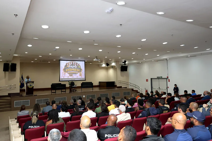 Governo da Bahia reforça a importância dos homens no combate à violência contra a mulher