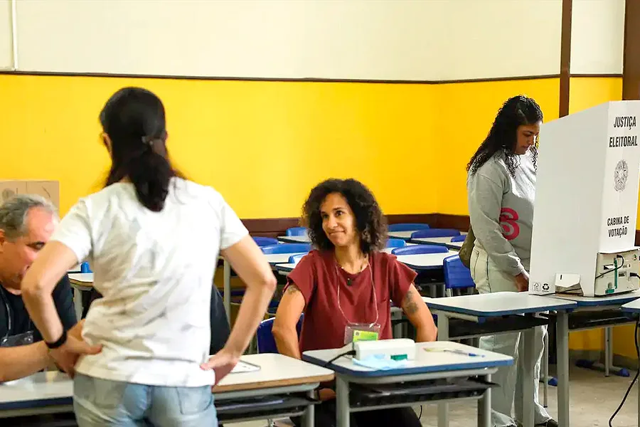 Primeiro governador, depois presidente: saiba qual a ordem de votação