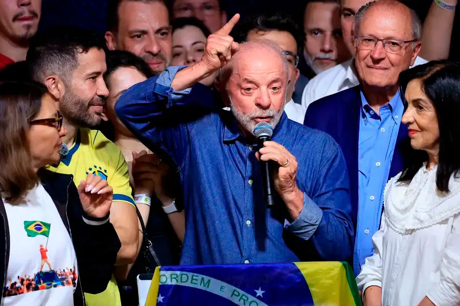 “Vamos mudar o jeito de governar este país”, diz Lula