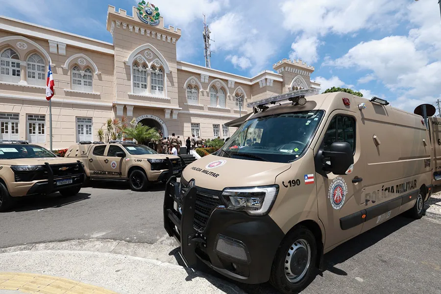 Segurança fortalecida: governador entrega 48 novas viaturas à Polícia Militar e amplia proteção às mulheres Segurança fortalecida: governador entrega 48 novas viaturas à Polícia Militar e amplia proteção às mulheres