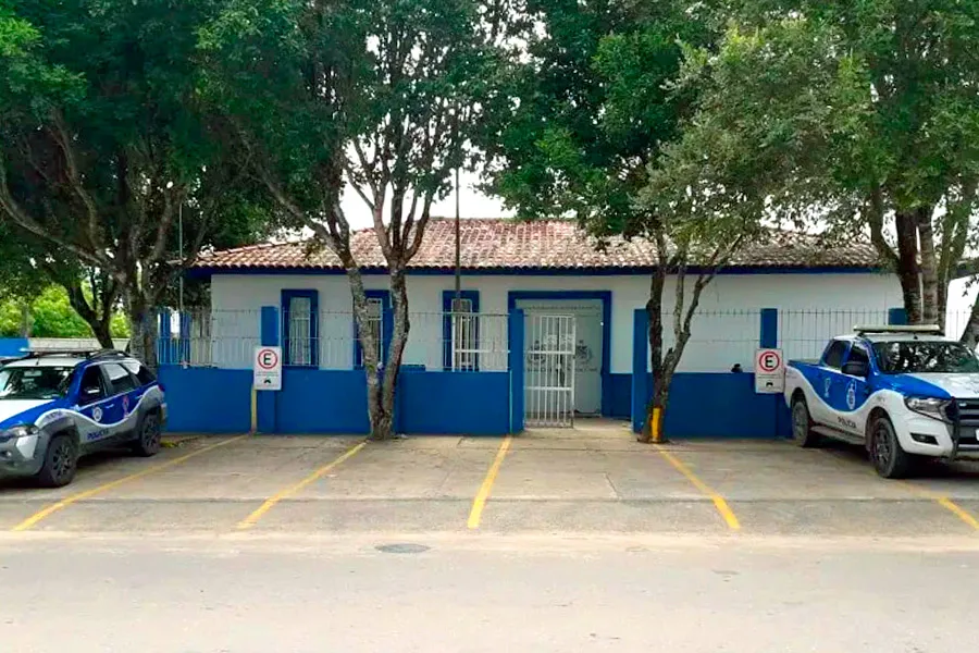 Professor é preso suspeito de estuprar estudante de 13 anos em Teixeira de Freitas
