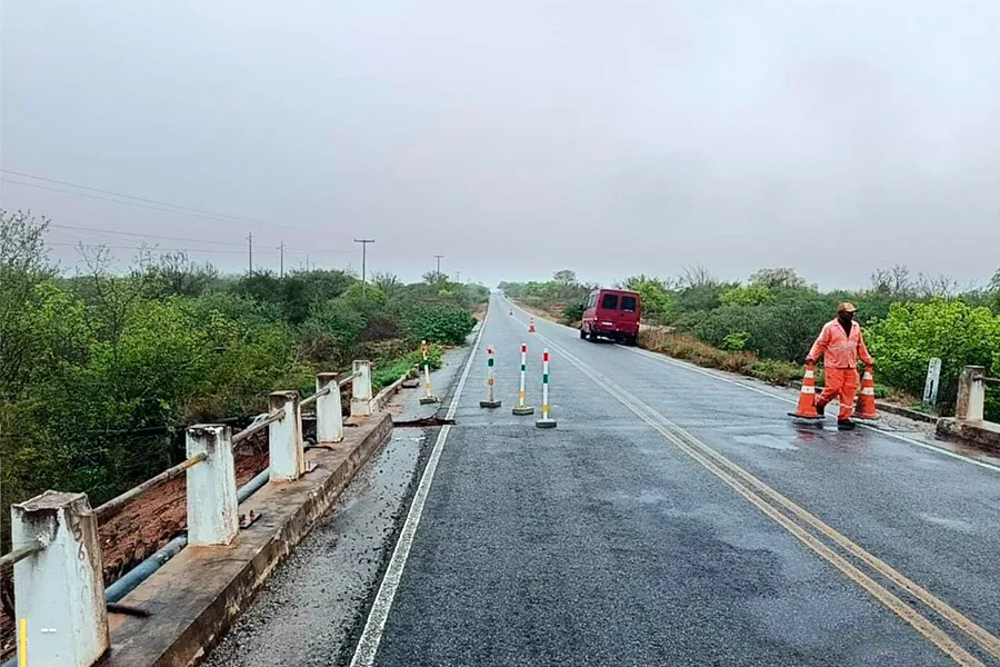 Governo do Estado monitora municípios e rodovias atingidos por fortes chuvas na Bahia