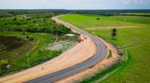 32 km de progresso: pavimentação asfáltica transforma acesso a Cumuruxatiba