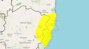 Alerta de chuvas intensas é emitido para Teixeira de Freitas e municípios do Extremo Sul da Bahia
