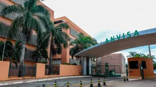 Anvisa alerta para venda irregular de tirzepatida em pó na internet