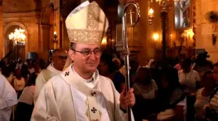 Arcebispo de Salvador embarca para o Vaticano após morte do papa; cardeal participará do Conclave