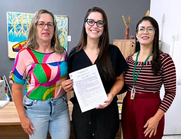 Associação Cultural Golfinho passa a integrar a rede socioassistencial de Mucuri com a assinatura do Termo de Colaboração