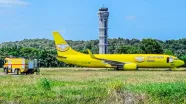 Avião cargueiro da Gol sai da pista após pouso no aeroporto de Salvador