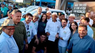 Bahia Farm Show: Estado entrega veículos para a fiscalização da produção agropecuária