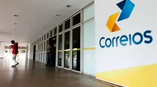 Beneficiários do INSS podem contestar descontos indevidos nos Correios