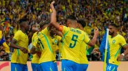 Brasil deslancha no 2º tempo e goleia o Panamá na despedida rumo à Copa