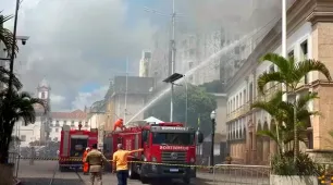 Câmara de Vereadores de Salvador é parcialmente interditada após incêndio