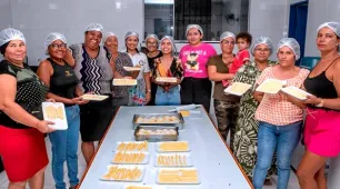 Caminhando para o Futuro leva oficina à Escola Municipal Alcenor Alves Barbosa