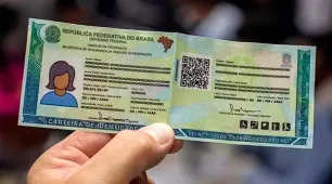 Cidadãos deixam quase 220 mil documentos represados nos postos do SAC na Bahia; veja como retirar