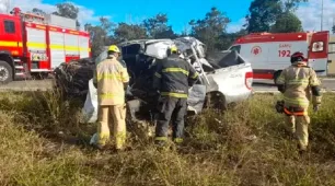 Cigano de Lajedão morre e filho fica ferido após batida frontal com carreta na BR-251
