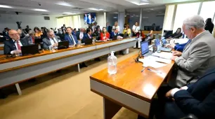 Comissão do Senado aprova isenção do IR para quem ganha até R$ 5 mil