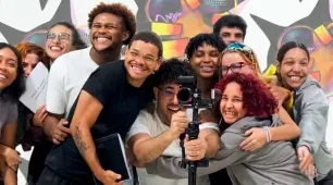 Companhia de Teatro prepara releitura moderna de Romeu & Julieta e abre audições para novos talentos