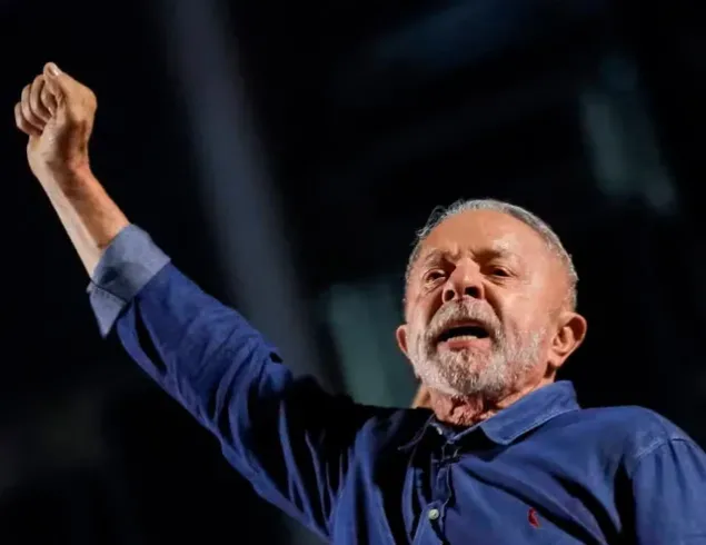Dias após vitória eleitoral, Lula completa 81 anos e publica vídeo de agradecimento a Deus e ao povo brasileiro
