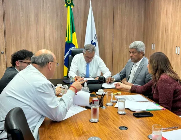 Em agenda com Jerônimo Rodrigues, Governo Federal formaliza destinação de R$ 3 bilhões para a Ponte Salvador–Itaparica