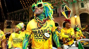 Em clima de Copa e São João, Pelourinho encerra festa com Alceu Valença e cerca de 50 atrações