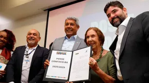 Estado empossa 44 novos conselheiros e nova presidente do Confoco na Bahia