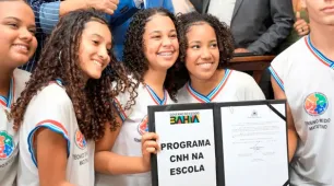Estudantes da Rede Pública da Bahia podem se inscrever no CNH na Escola e CNH da Gente