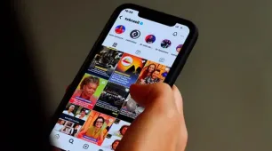 Estudo revela como redes sociais moldam relação de jovens com política