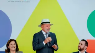 Furto, roubo, estelionato e receptação: Lula sanciona lei que prevê aumento de penas no Brasil