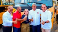 Geraldinho destaca investimentos na educação durante entrega de 101 ônibus escolares
