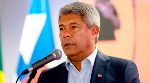Governador anuncia antecipação do pagamento de salário dos servidores estaduais