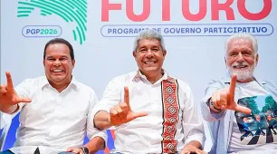 Governador Jerônimo Rodrigues demonstra força e reúne lideranças de Salvador