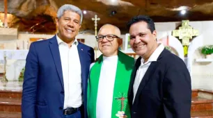 Governador Jerônimo participa da Festa de São Pedro em Bom Jesus da Lapa