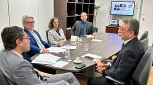 Governo da Bahia e Fieb apresentam propostas no MDIC para minimizar impactos do tarifaço dos EUA