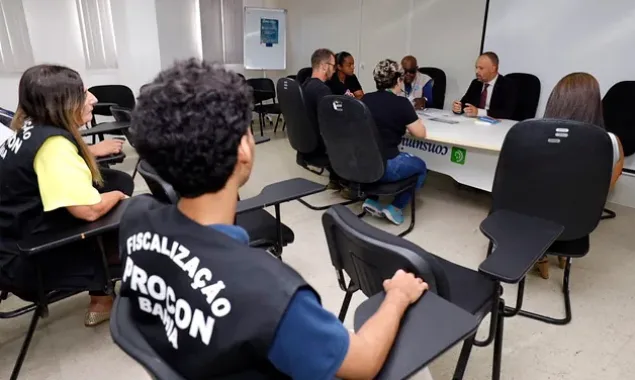 Governo da Bahia pagou parcelas de reajustes a 43 mil servidores nesta quinta-feira (30)