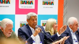 Governo da Bahia realiza balanço estratégico com secretários e parlamentares